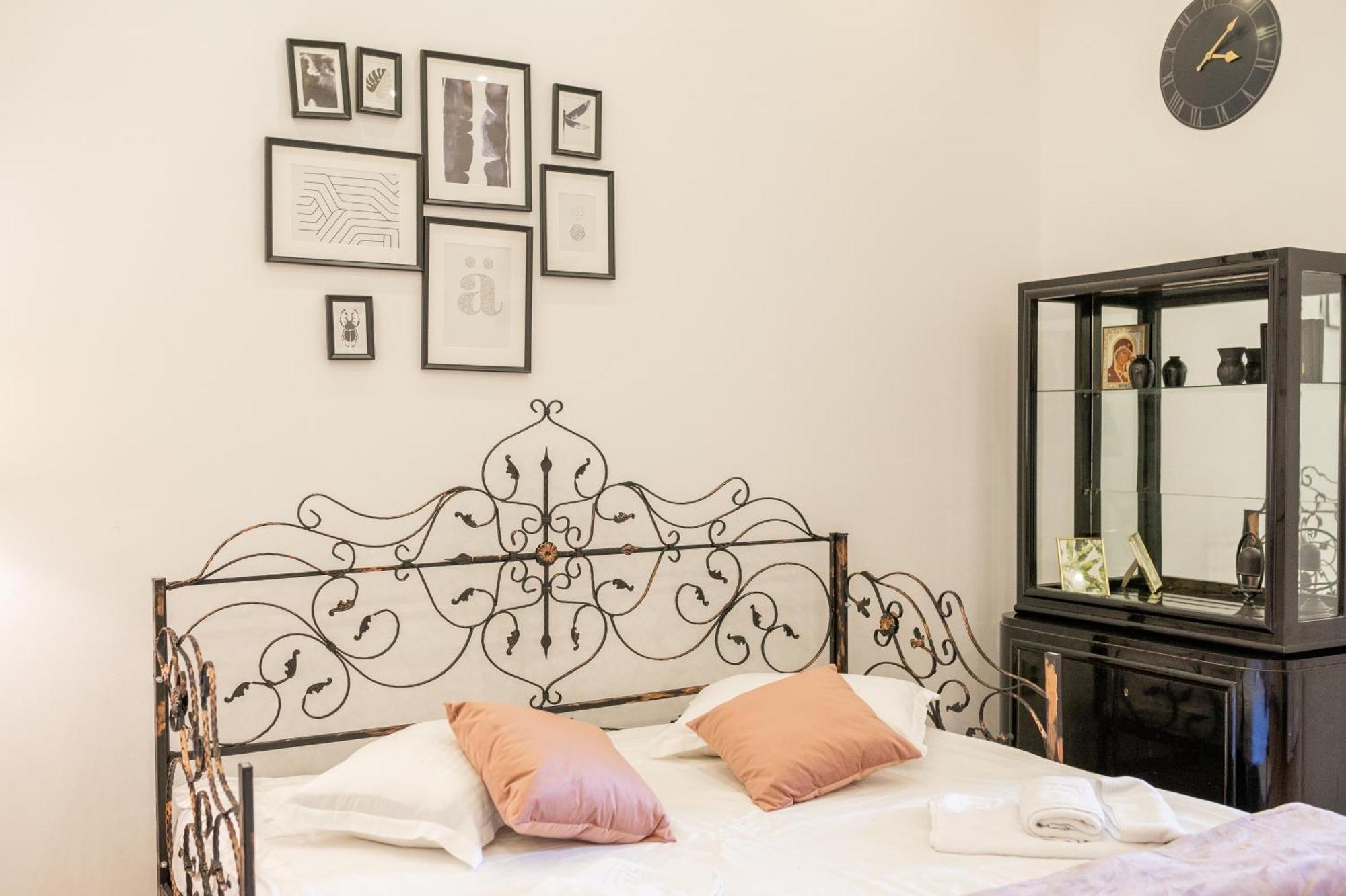 Cozy Spacious 5 Star Accommodation In The Heart Of Historic Center Kolozsvár Kültér fotó