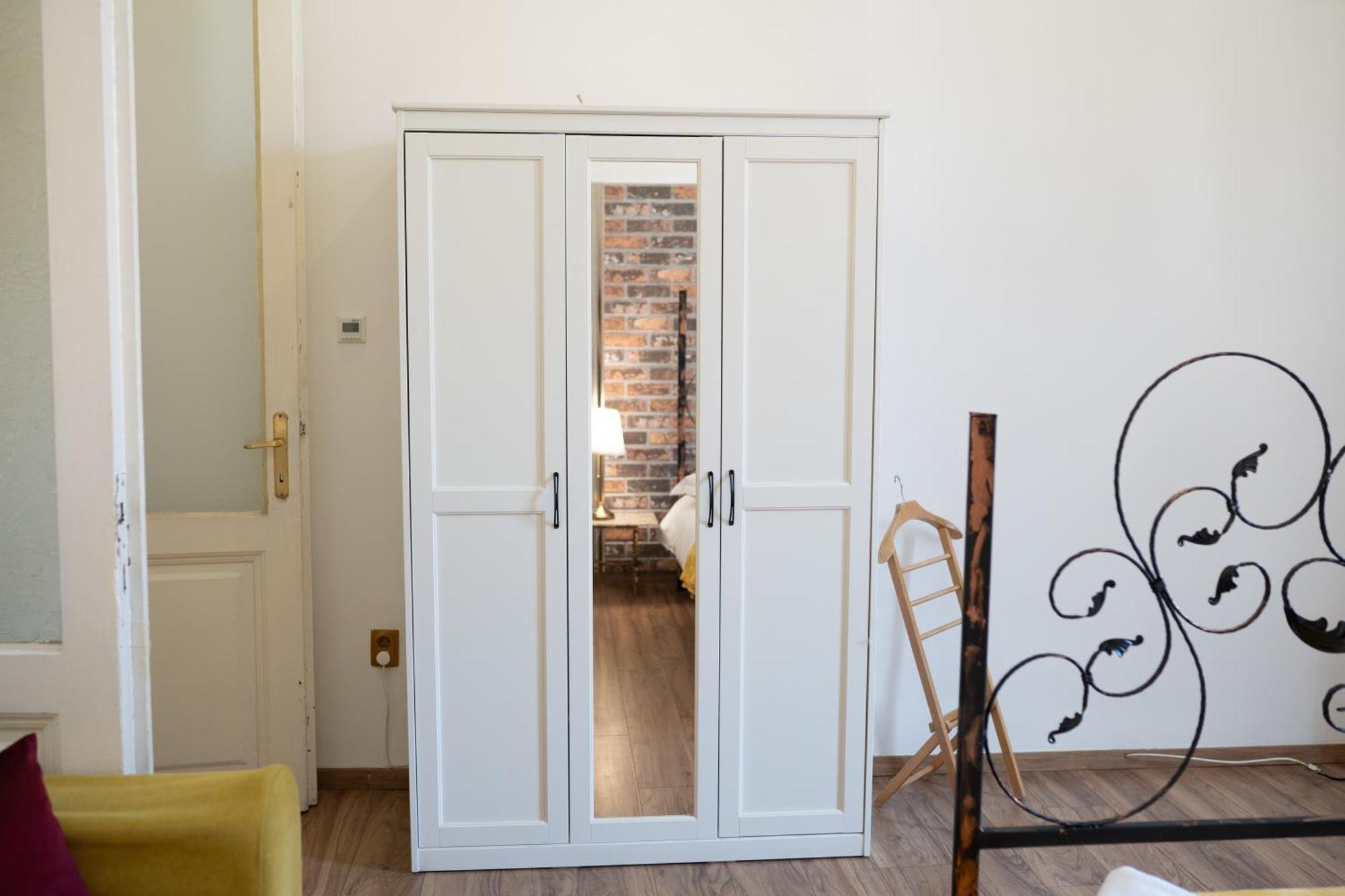 Cozy Spacious 5 Star Accommodation In The Heart Of Historic Center Kolozsvár Kültér fotó